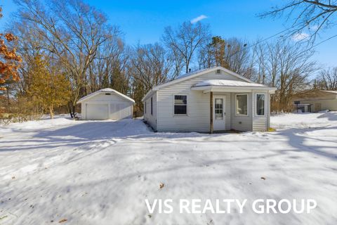 Tiny photo for 3966 Hess Street, Norton Shores City, MI 49444 (MLS # 71025062389)