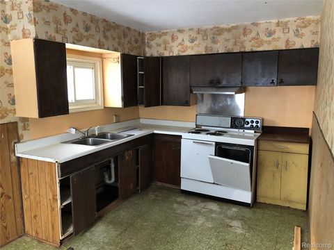 Tiny photo for 1704 E WEBSTER Road, Flint City, MI 48505 (MLS # 20251061030)