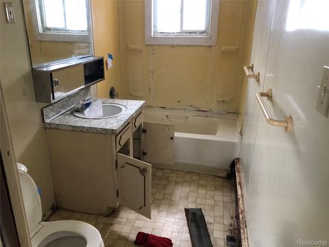 Tiny photo for 1704 E WEBSTER Road, Flint City, MI 48505 (MLS # 20251061030)