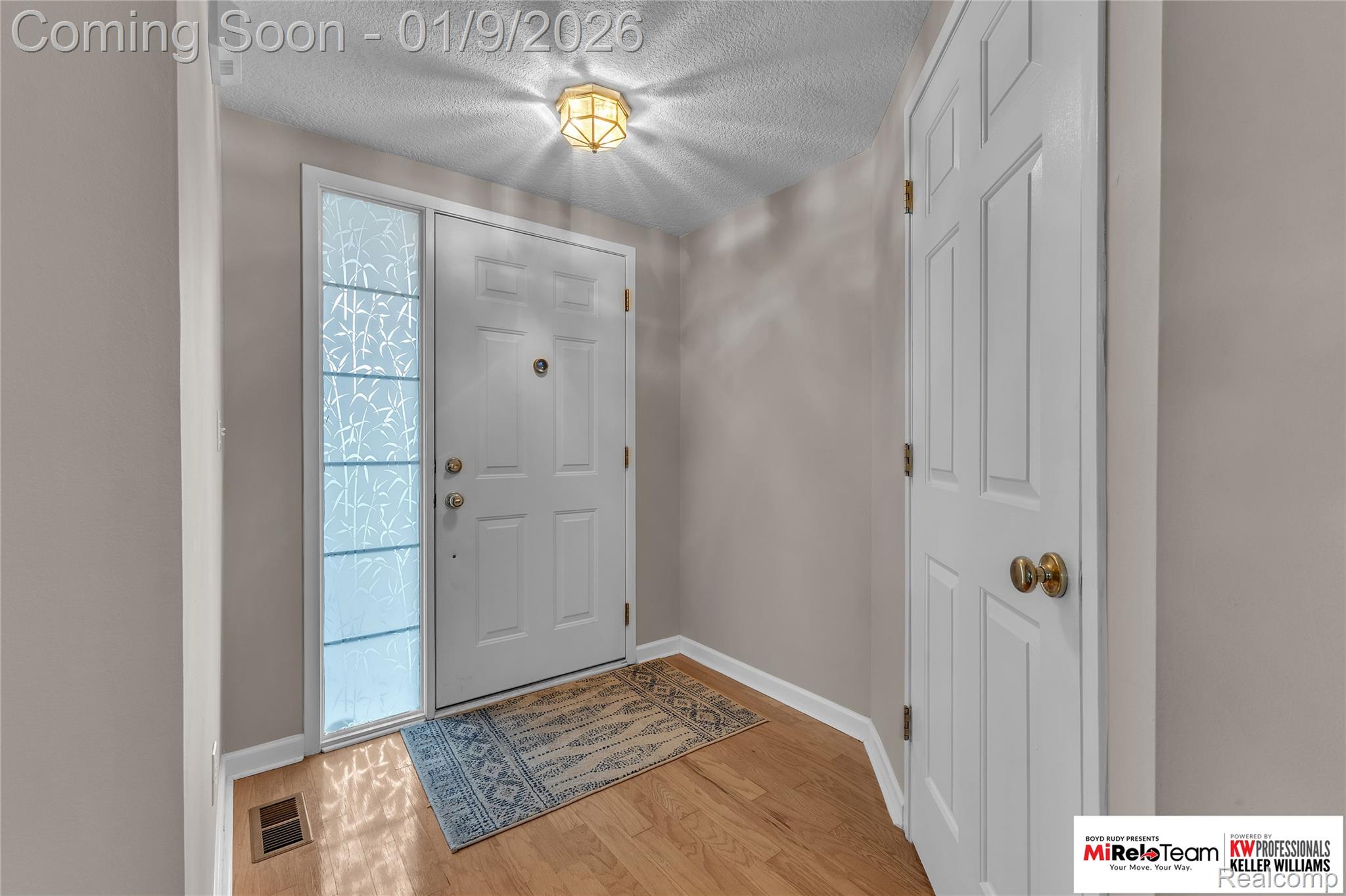 4516 Willow View Court