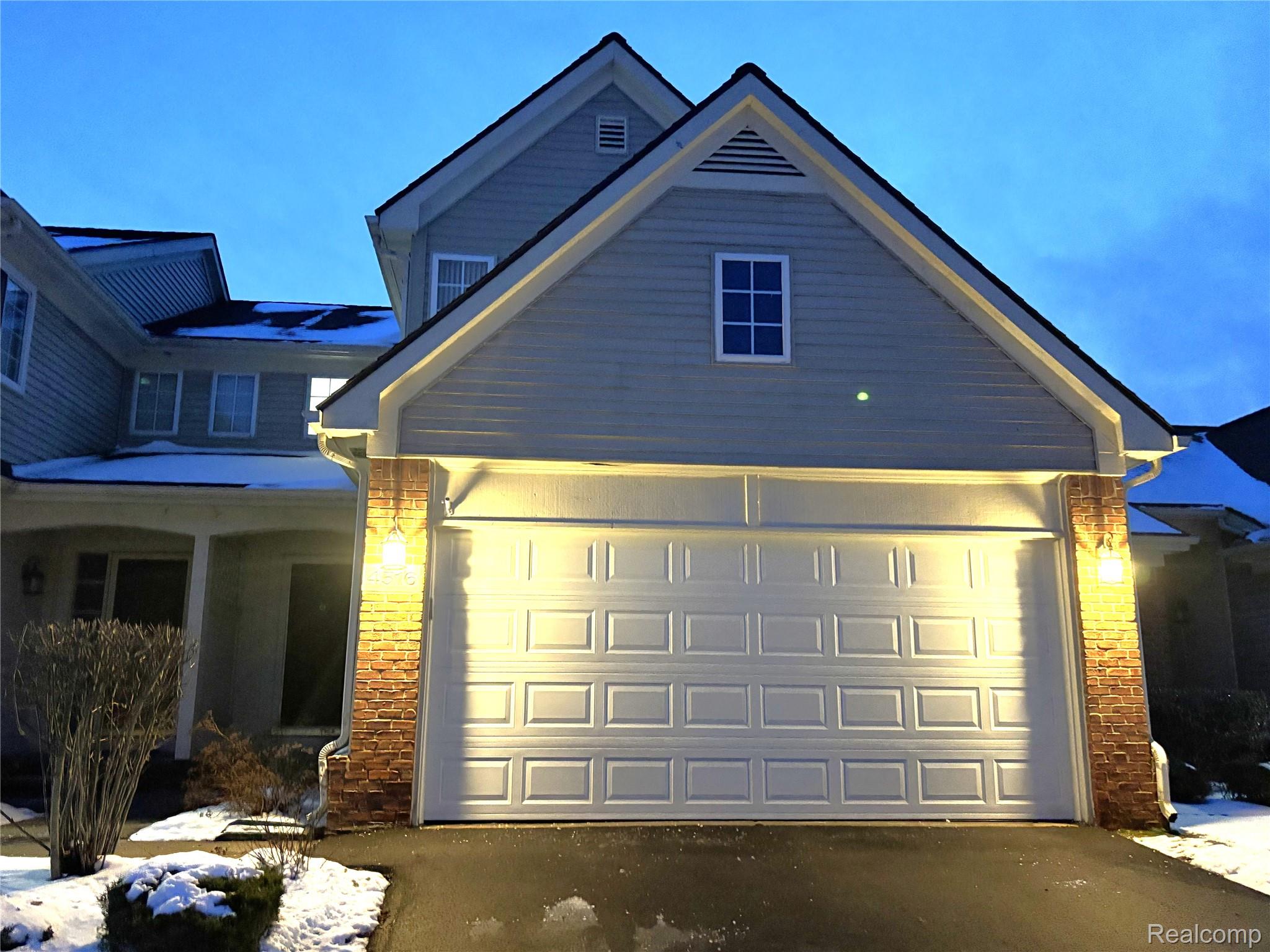 4516 Willow View Court