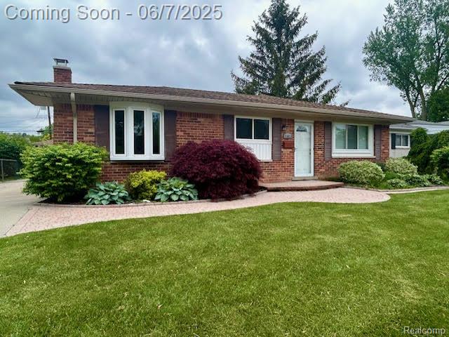 Madison Heights City, Michigan 48071, United States, 3 Bedrooms Bedrooms, ,2 BathroomsBathrooms,Residential,Pending,143574