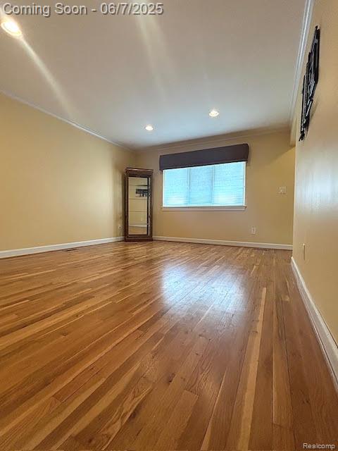 Madison Heights City, Michigan 48071, United States, 3 Bedrooms Bedrooms, ,2 BathroomsBathrooms,Residential,Pending,143574