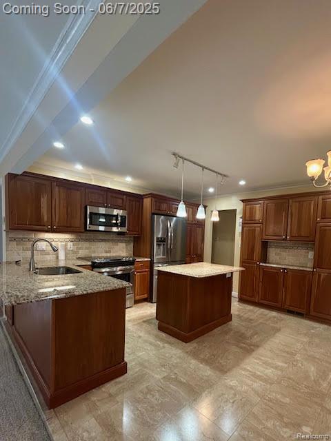 Madison Heights City, Michigan 48071, United States, 3 Bedrooms Bedrooms, ,2 BathroomsBathrooms,Residential,Pending,143574