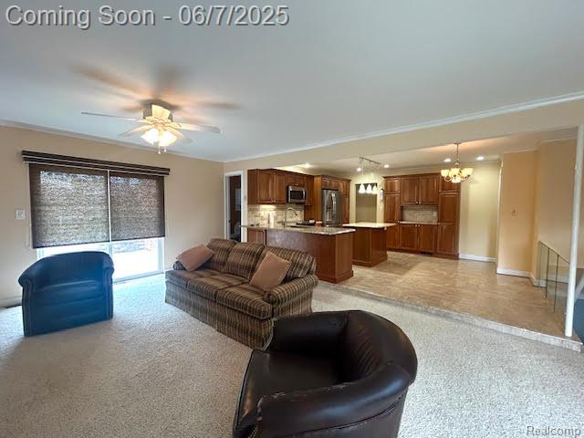 Madison Heights City, Michigan 48071, United States, 3 Bedrooms Bedrooms, ,2 BathroomsBathrooms,Residential,Pending,143574