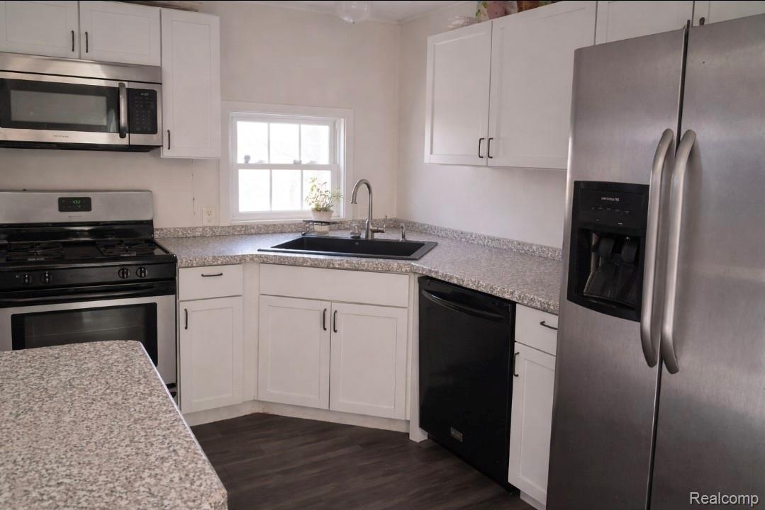 1674 Sunburst Street