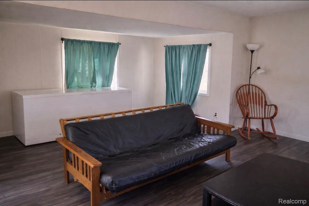 1674 Sunburst Street