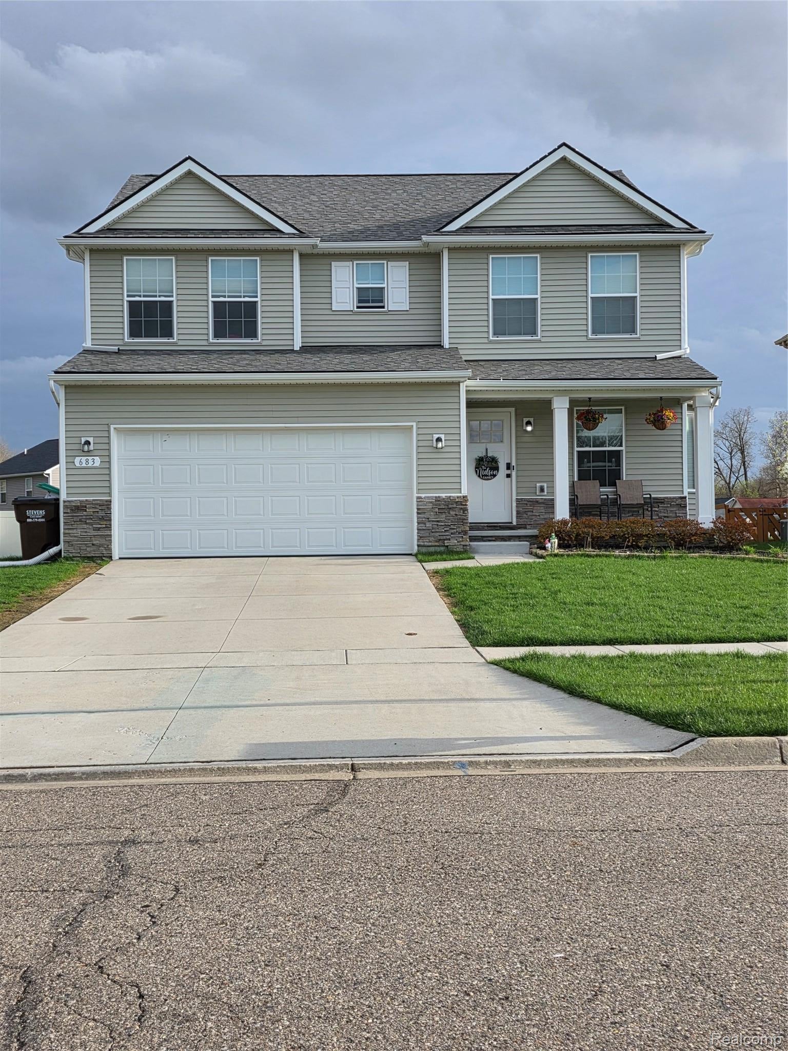 683 Goldfinch Lane