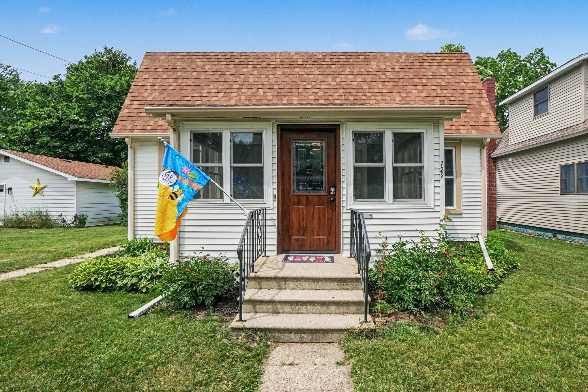 729 South Haven Place
