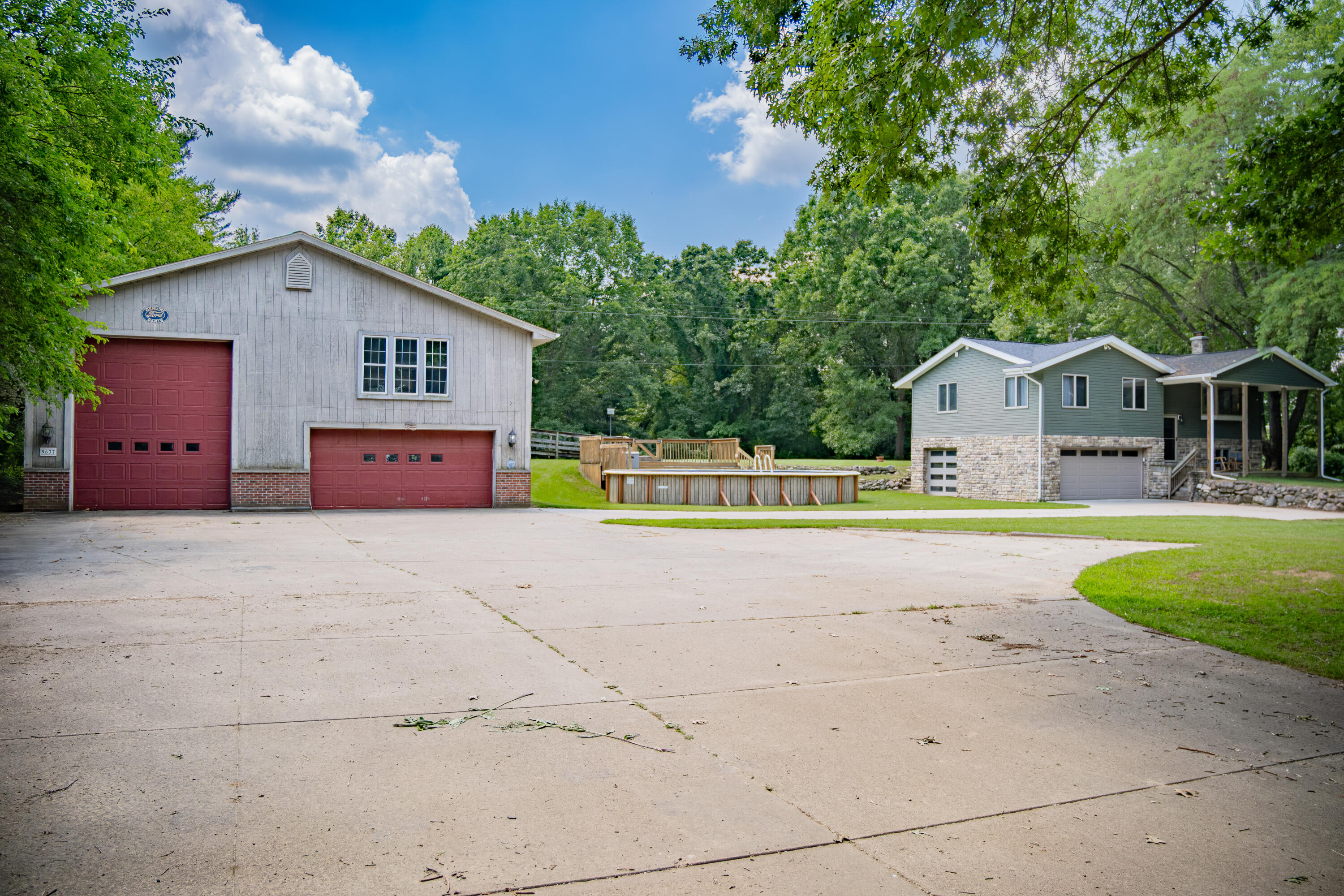 9625 Glenn Road