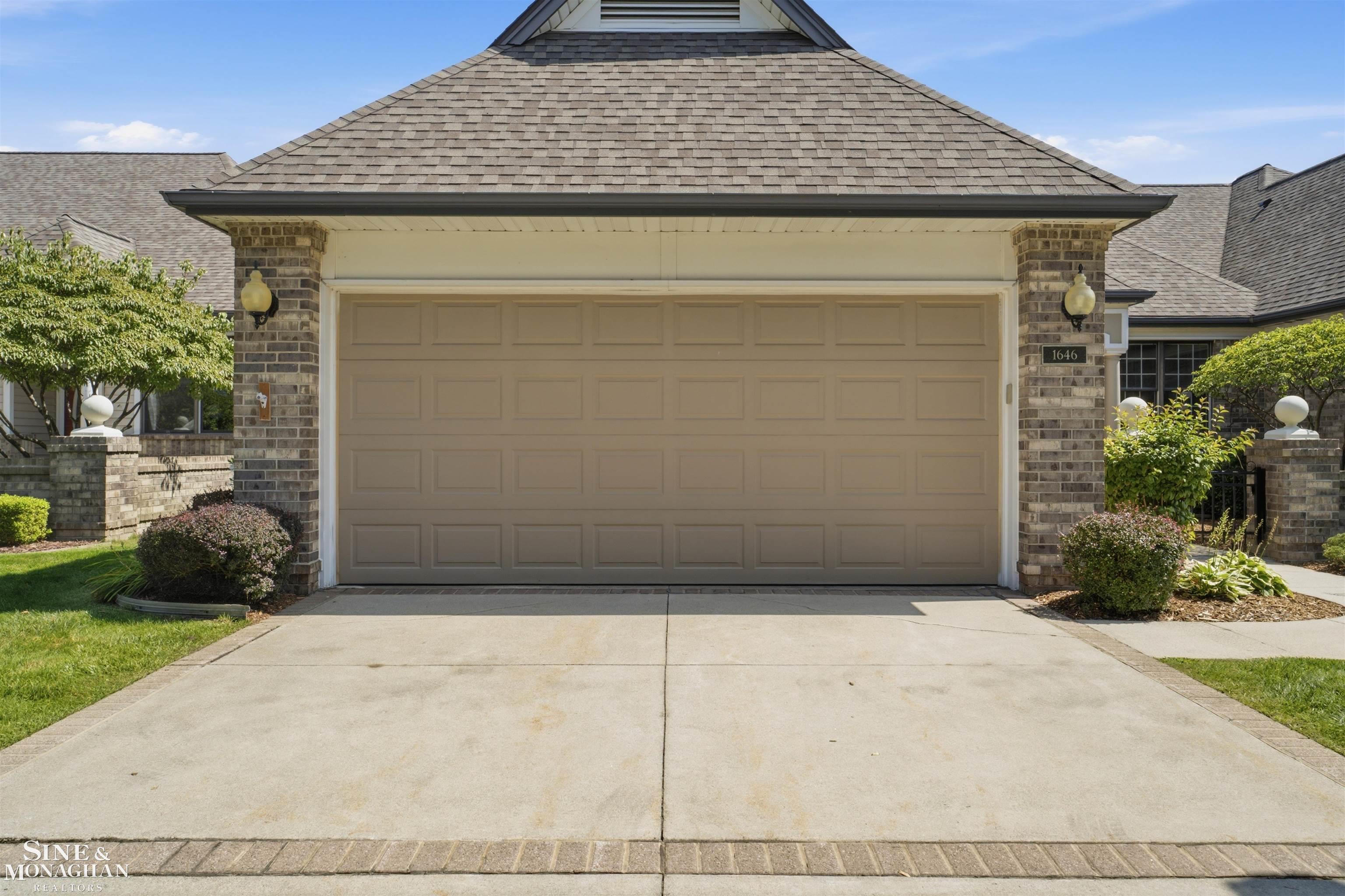 1646 Edison Shores Ln Lane