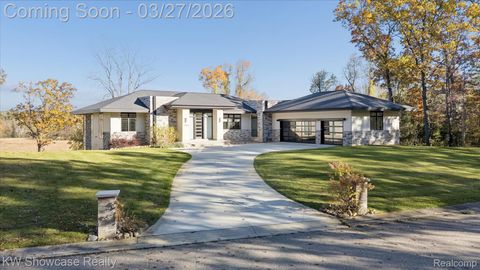 1164 Lake Forest Way Milford Charter Township MI 48380