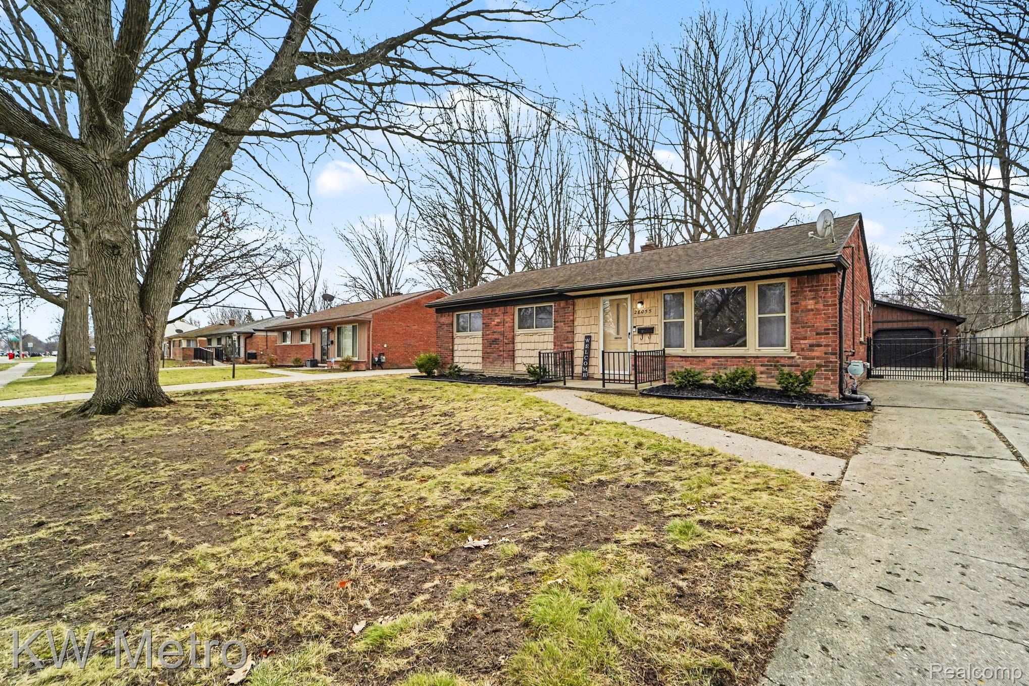 28055 Aberdeen Street