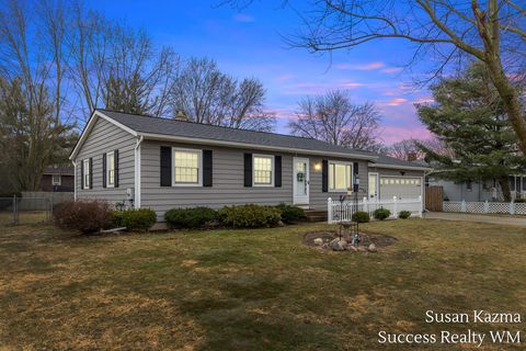 1308 Brookridge SE Kentwood City MI 49508