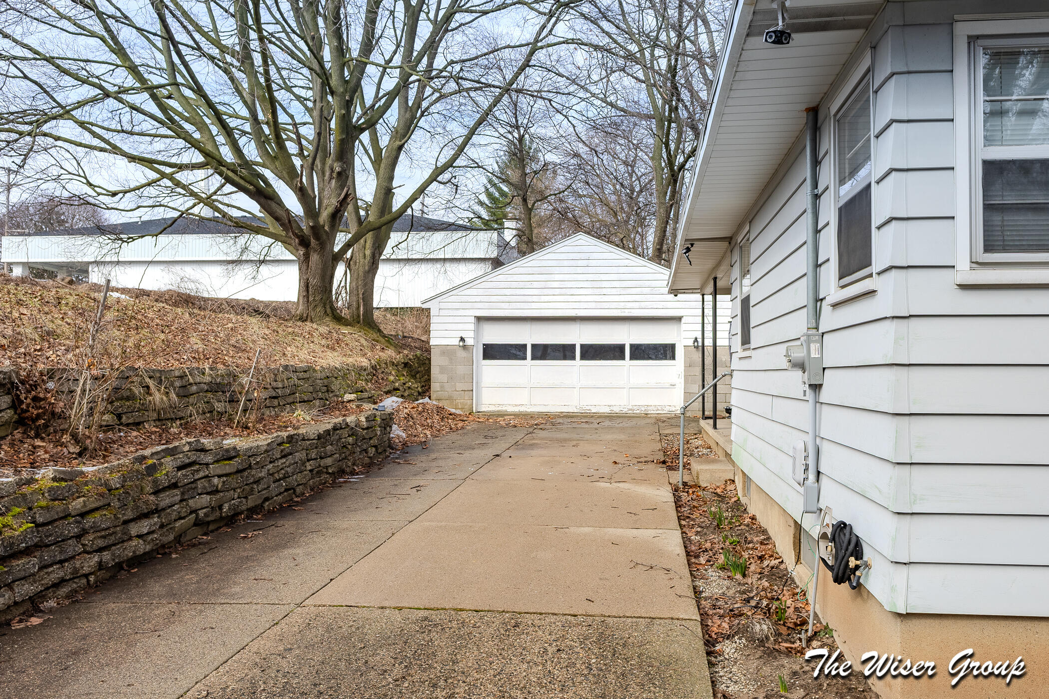 1435 Diamond Avenue NE