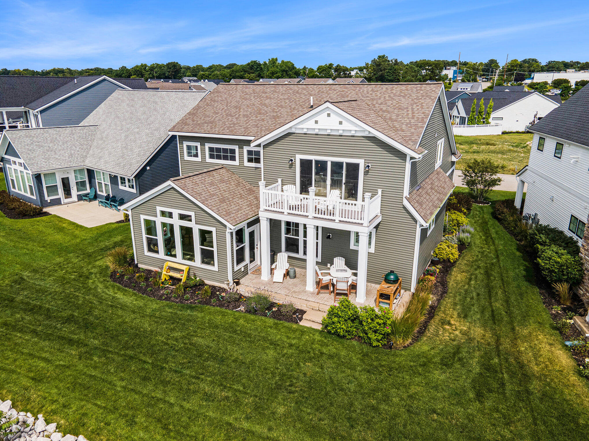 1002 S Cove Circle