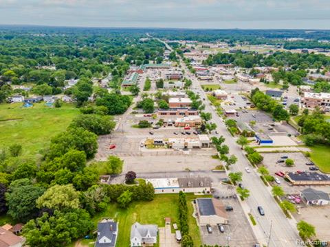 11319 S Saginaw Street