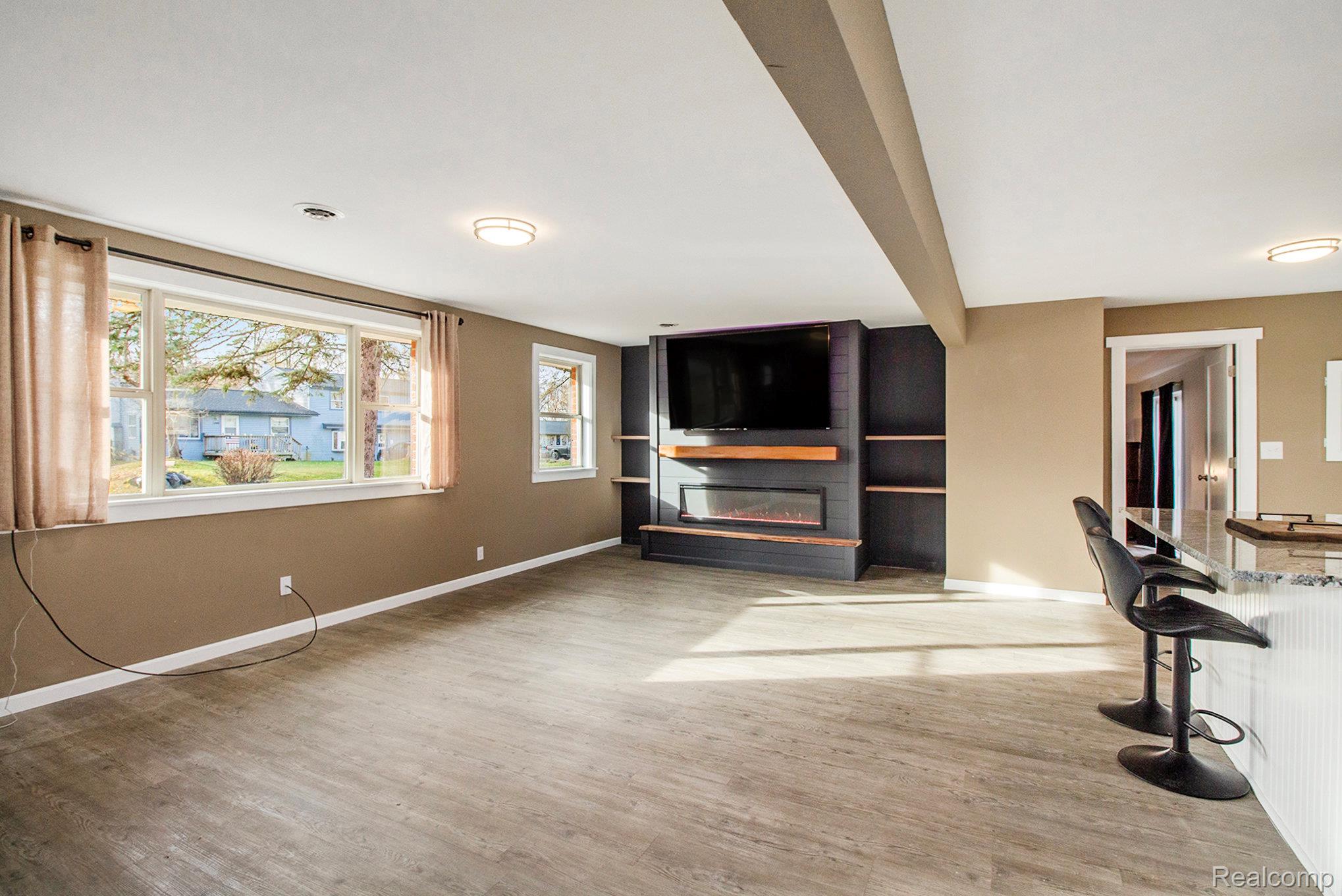 2861 Fishermans Drive