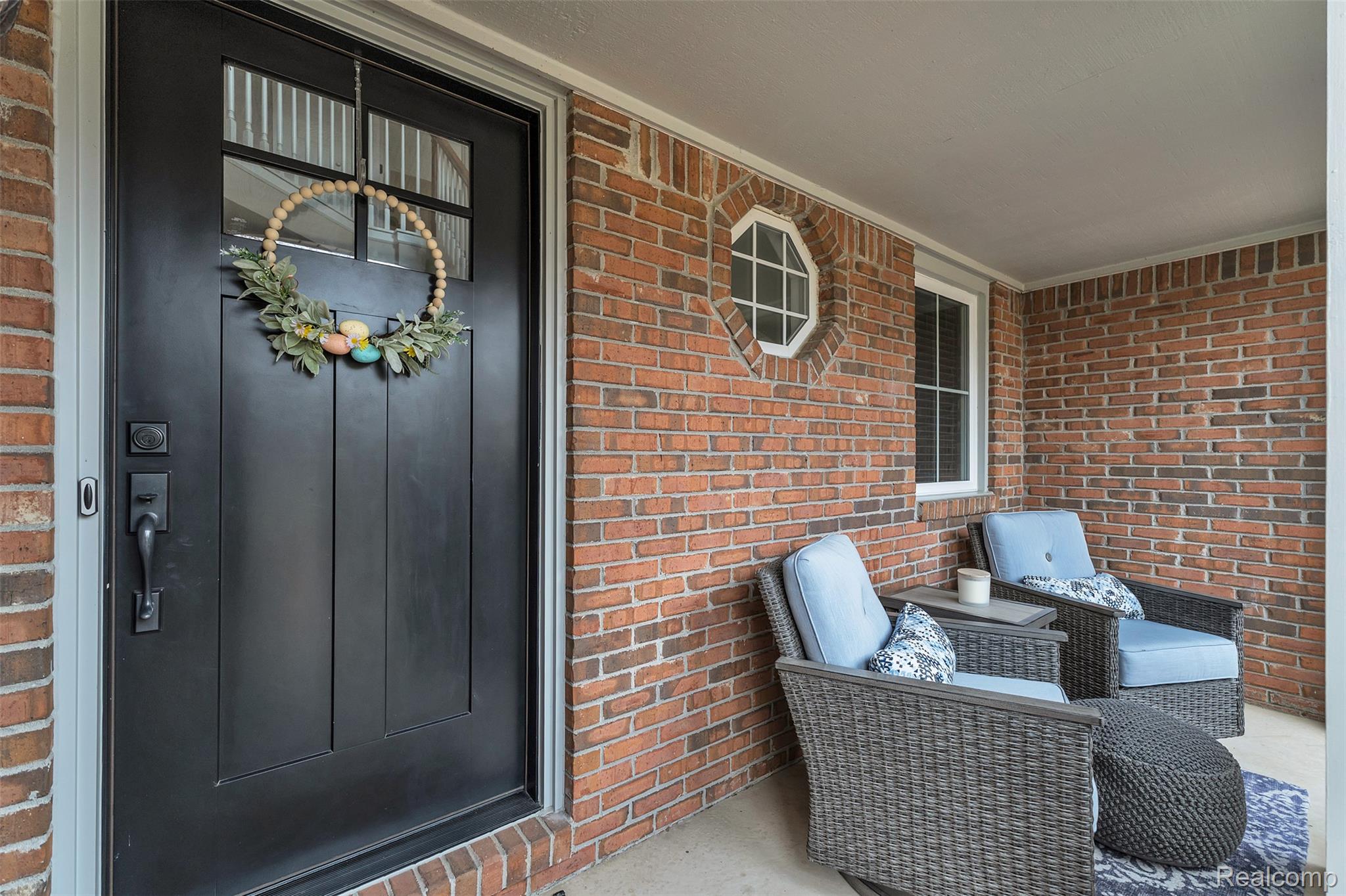 47105 Larchmont Drive