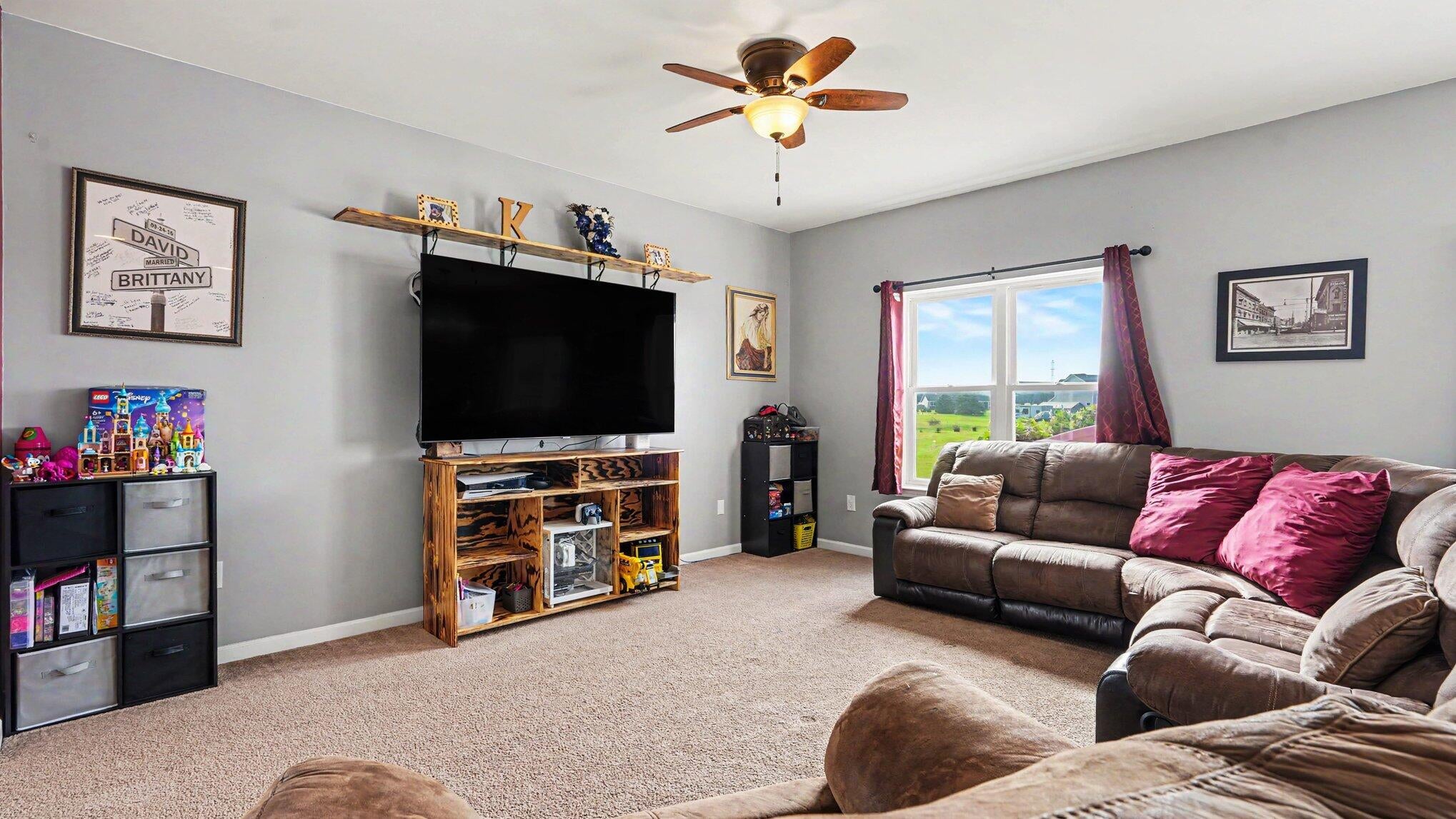 17223 Country Lane