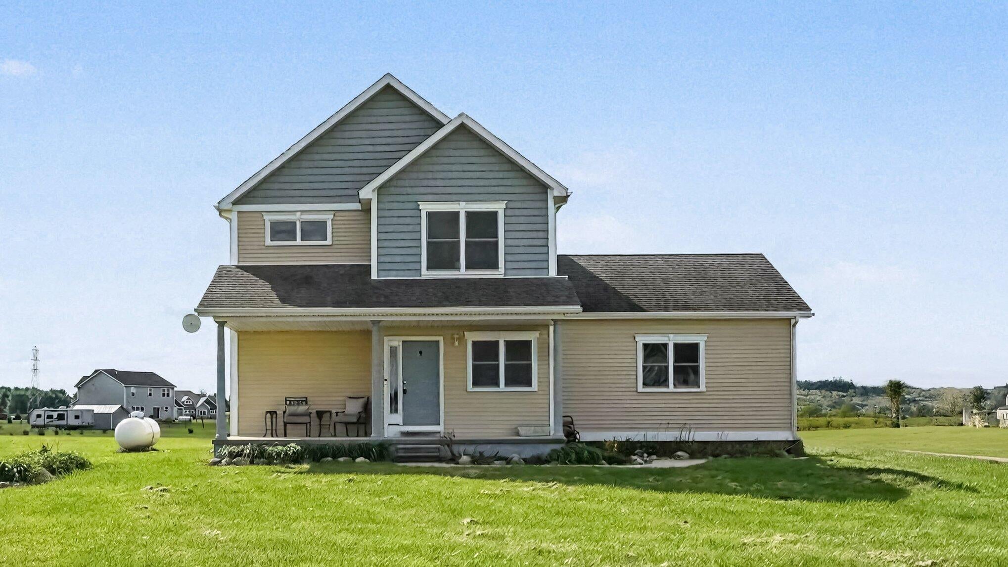 17223 Country Lane
