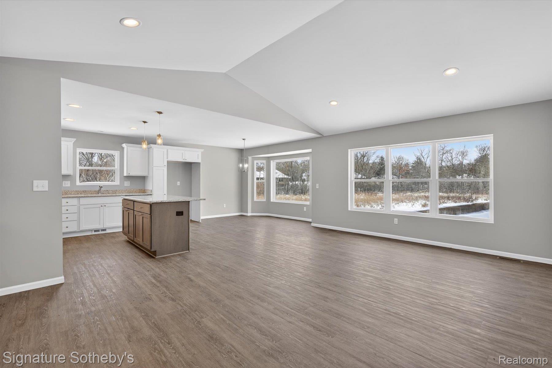 8515 Sandy Crest Drive