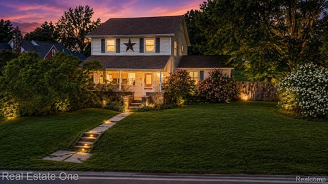 Photo for 206 Broadway