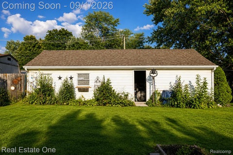 Tiny photo for 206 Broadway, Springfield Charter Township, MI 48350 (MLS # 20261035921)