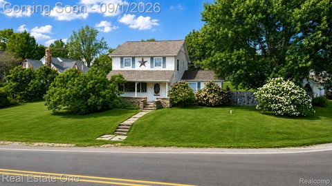 Tiny photo for 206 Broadway, Springfield Charter Township, MI 48350 (MLS # 20261035921)