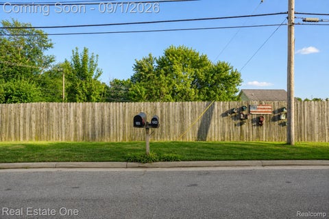 Tiny photo for 206 Broadway, Springfield Charter Township, MI 48350 (MLS # 20261035921)