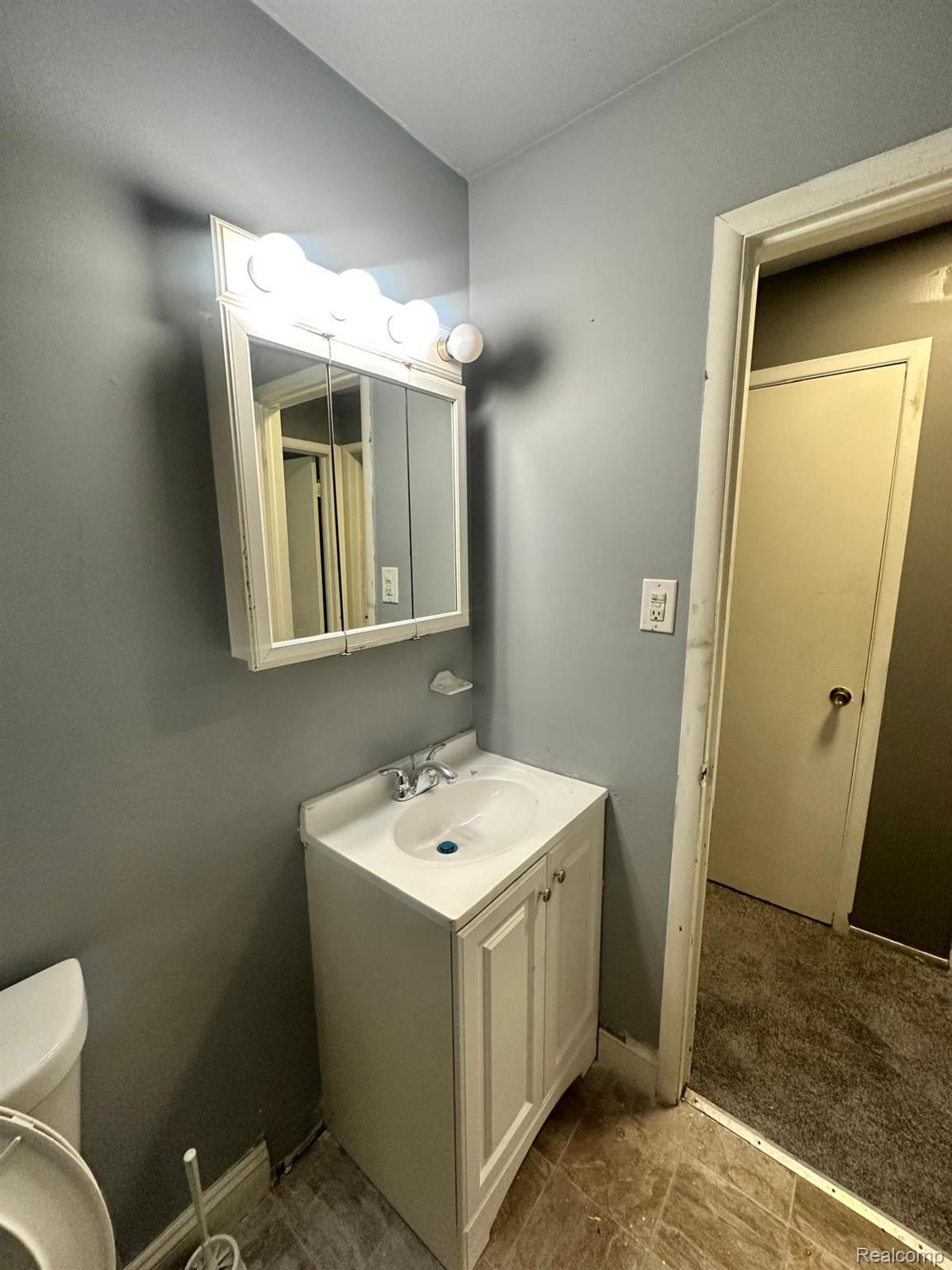 16235 Belmont Avenue