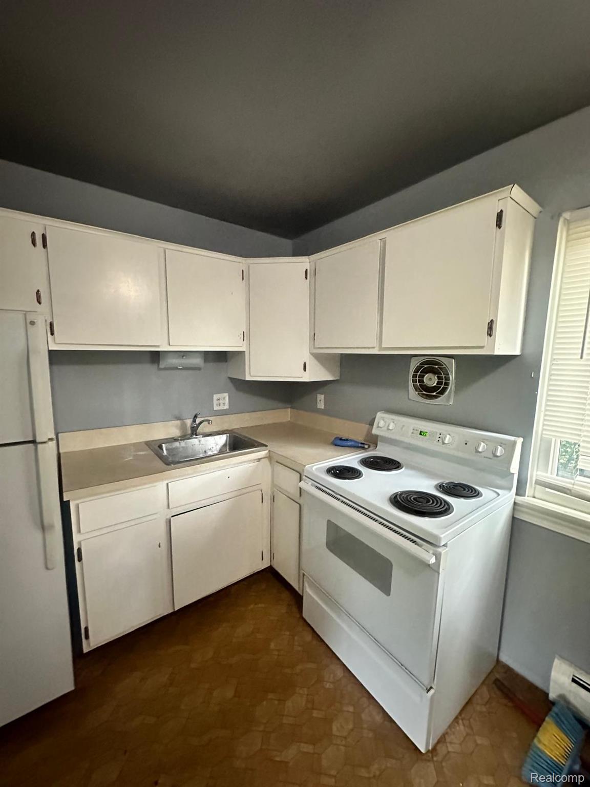 16235 Belmont Avenue