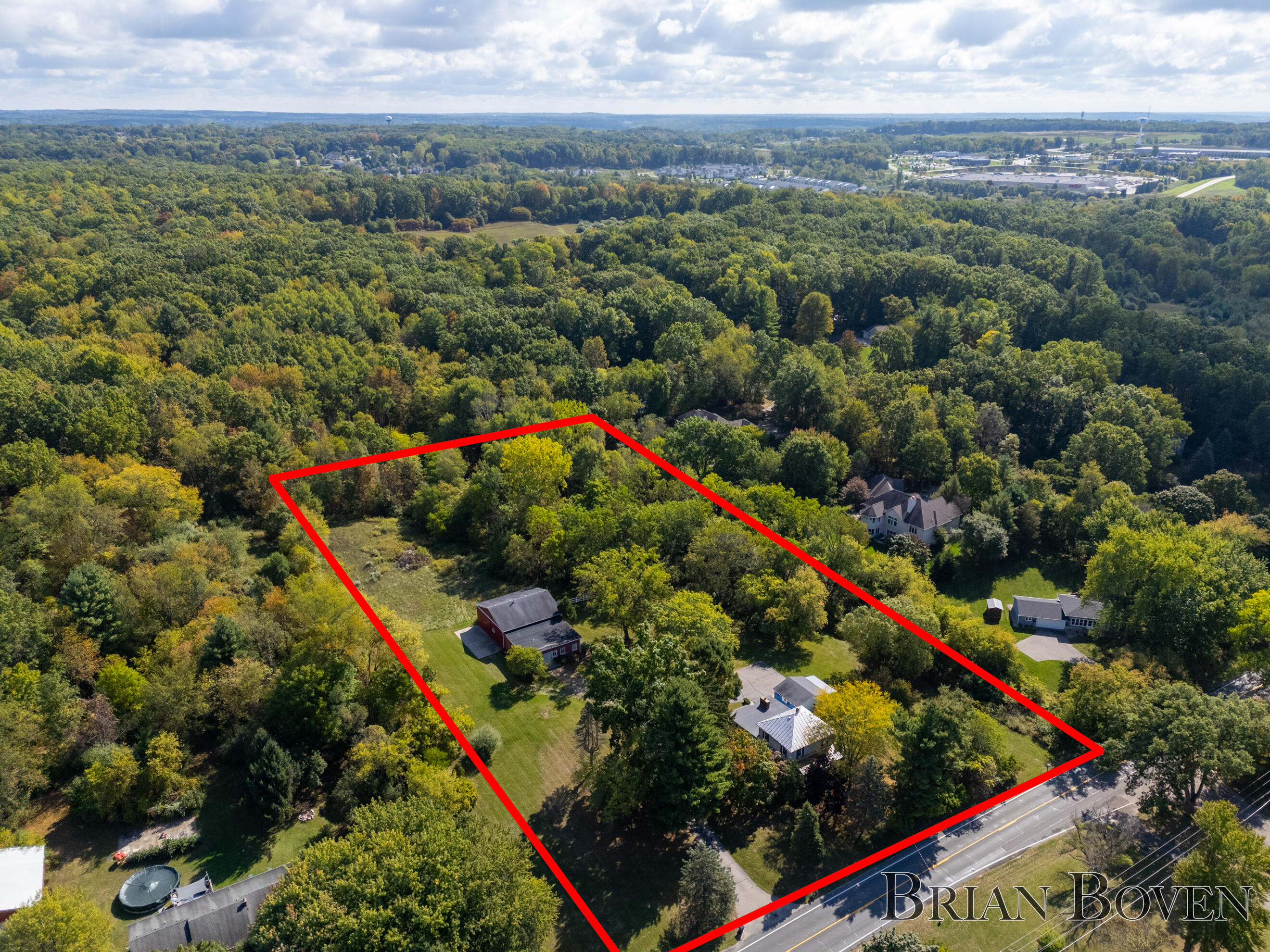 9024 Algoma Avenue NE