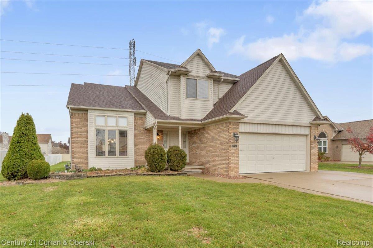 23264 Oakleigh Avenue
