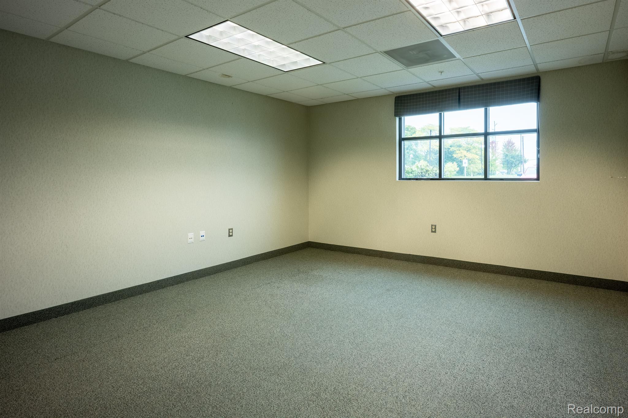 Flint, Michigan 48503, United States, ,Residential,Active,13350