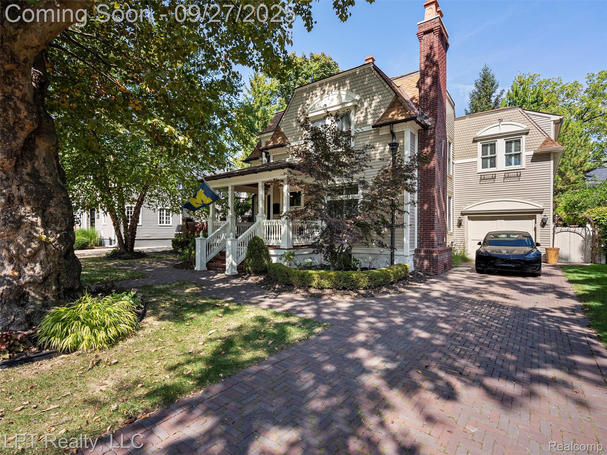 1046 Church Street