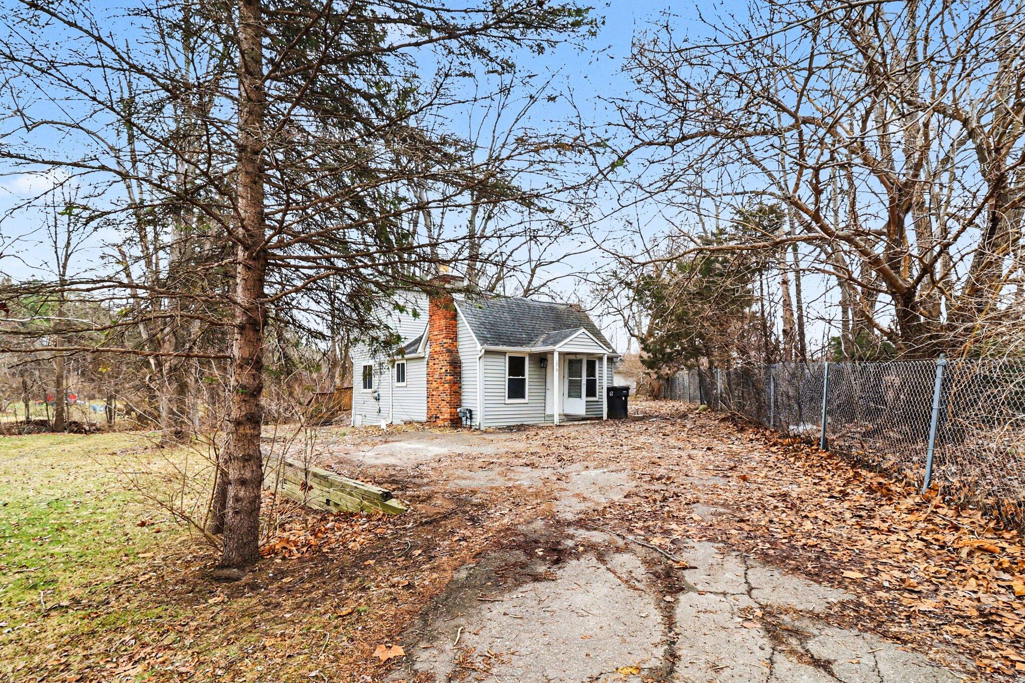 278 E Peterson Drive