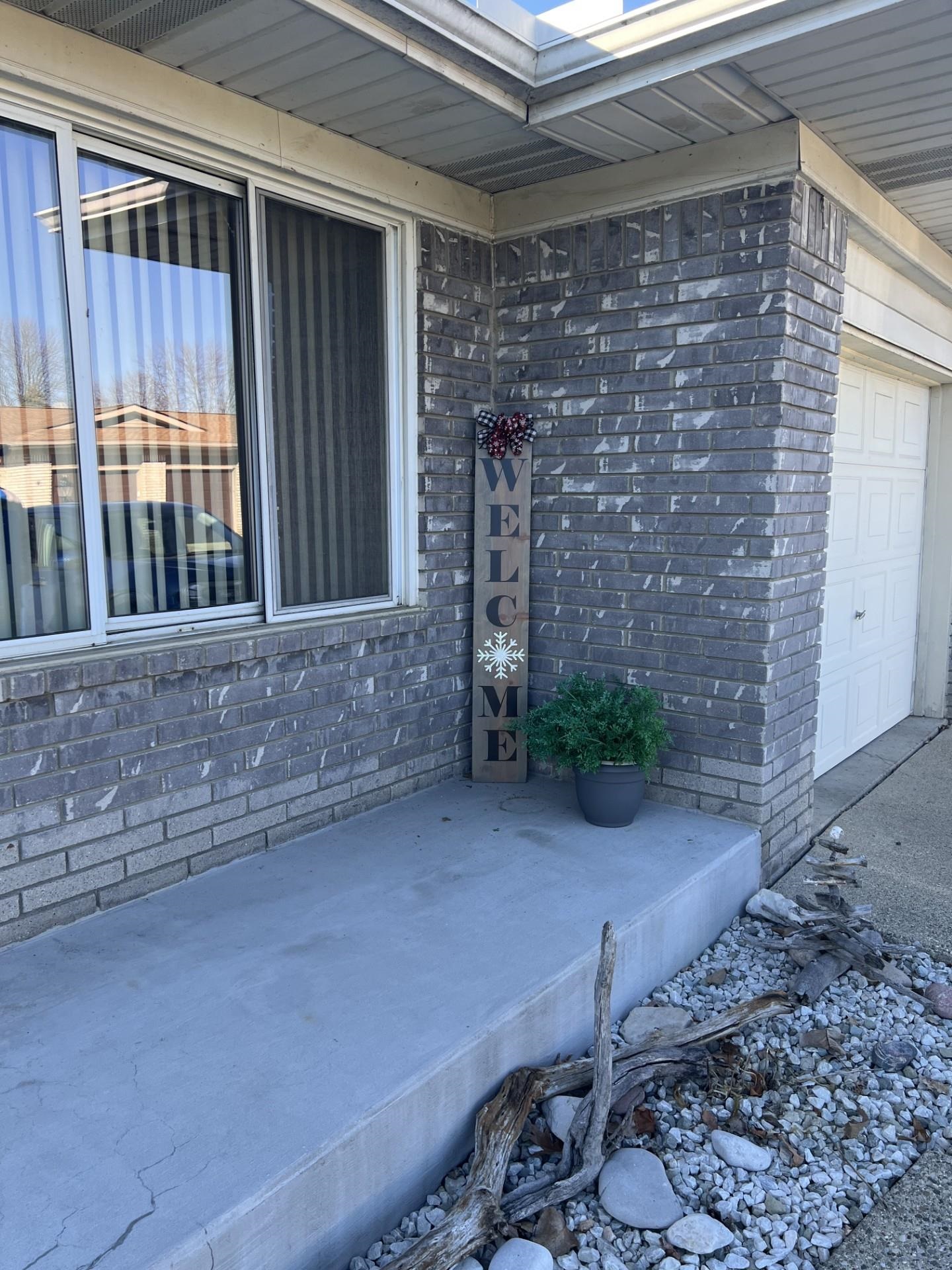 47479 Lizabeth Drive