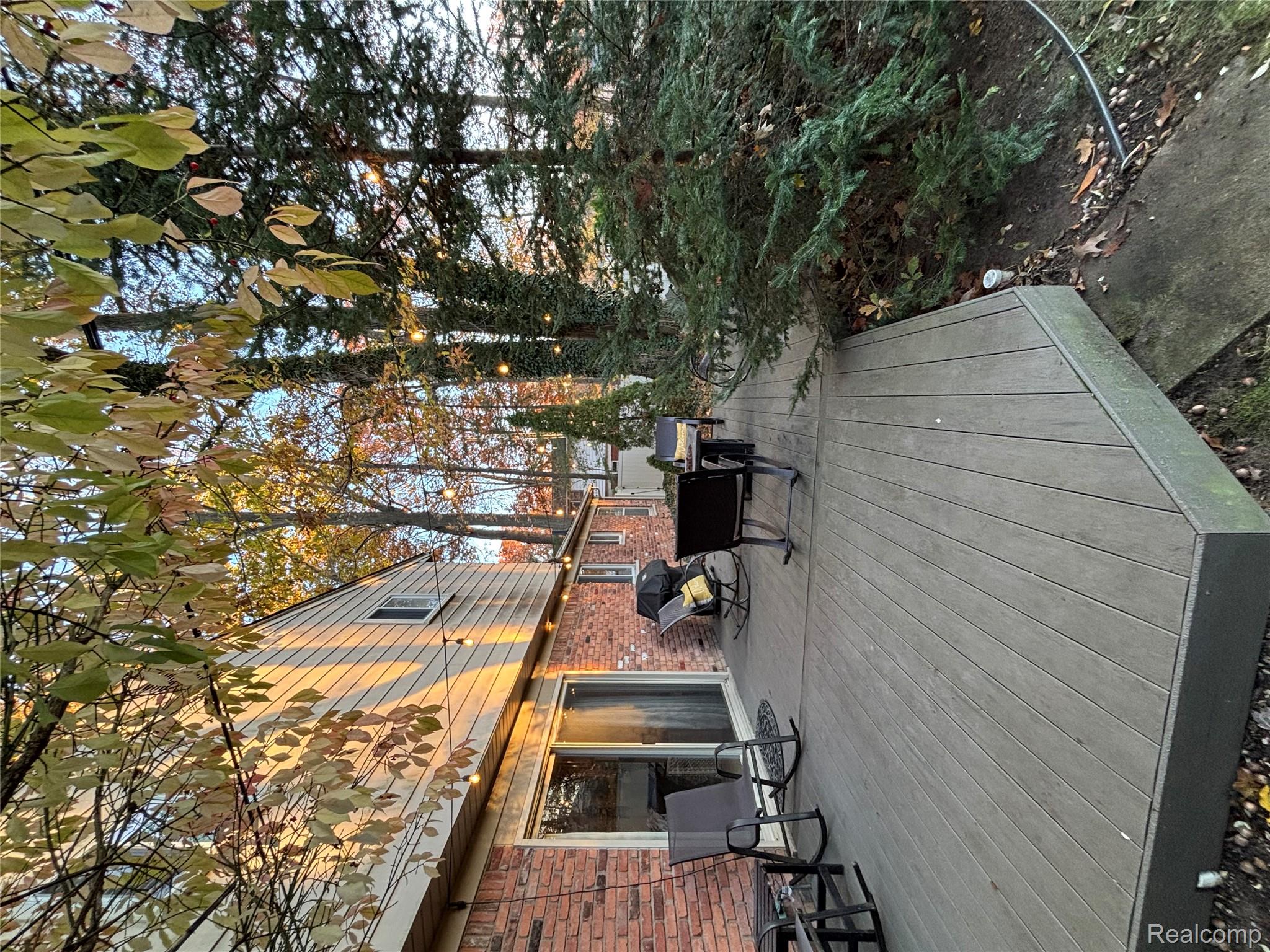 37243 Maple Leaf Court