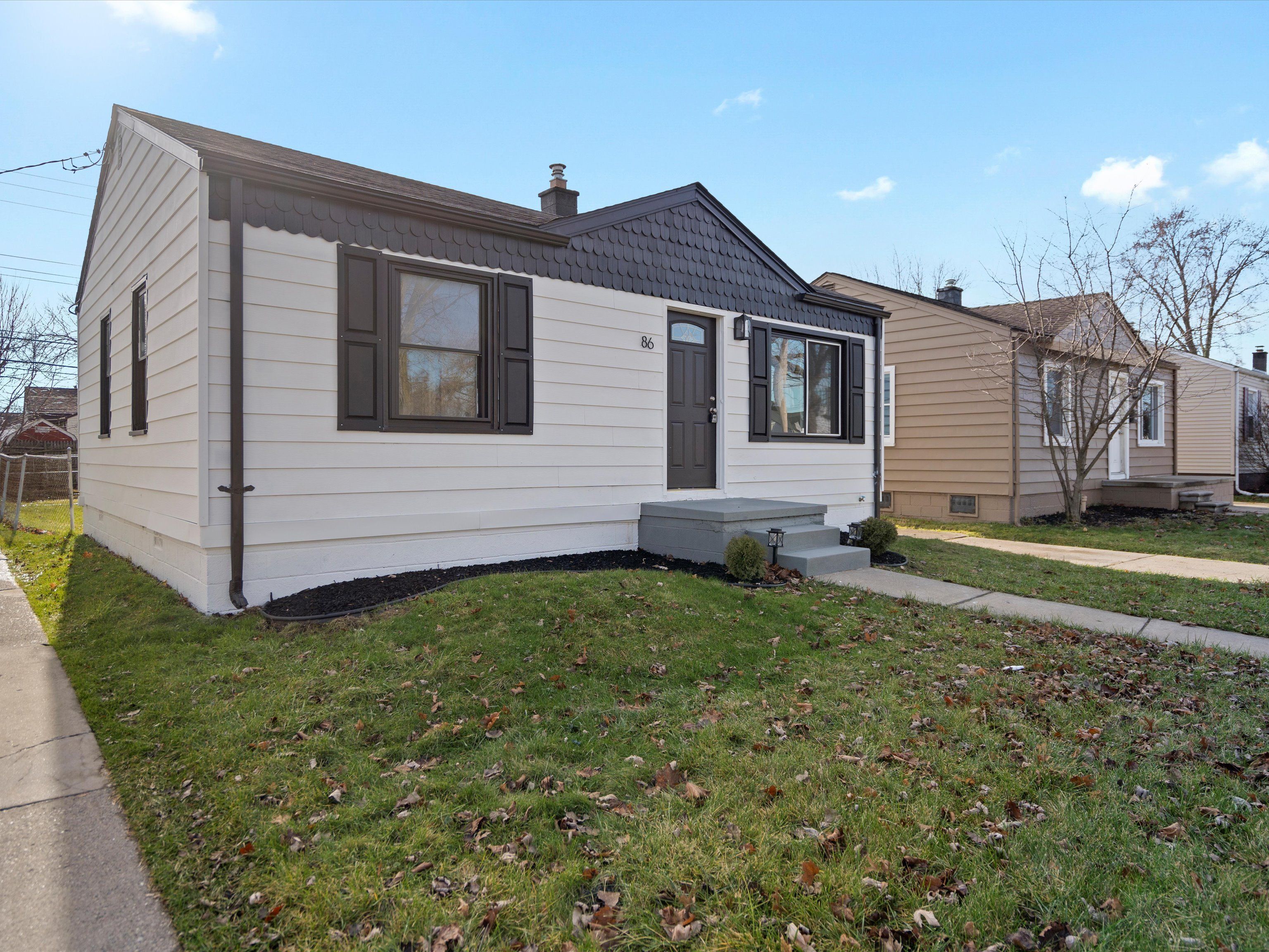 86 E BARRETT Avenue