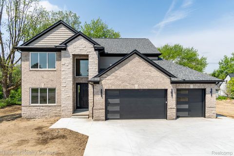 Photo of 2828 S Livernois Road, Rochester Hills City, MI 48307 (MLS # 20261036130)