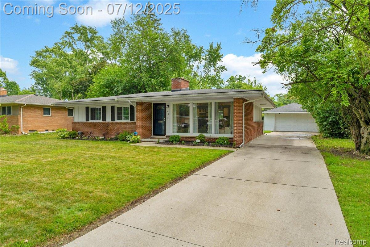 19425 Butternut Lane