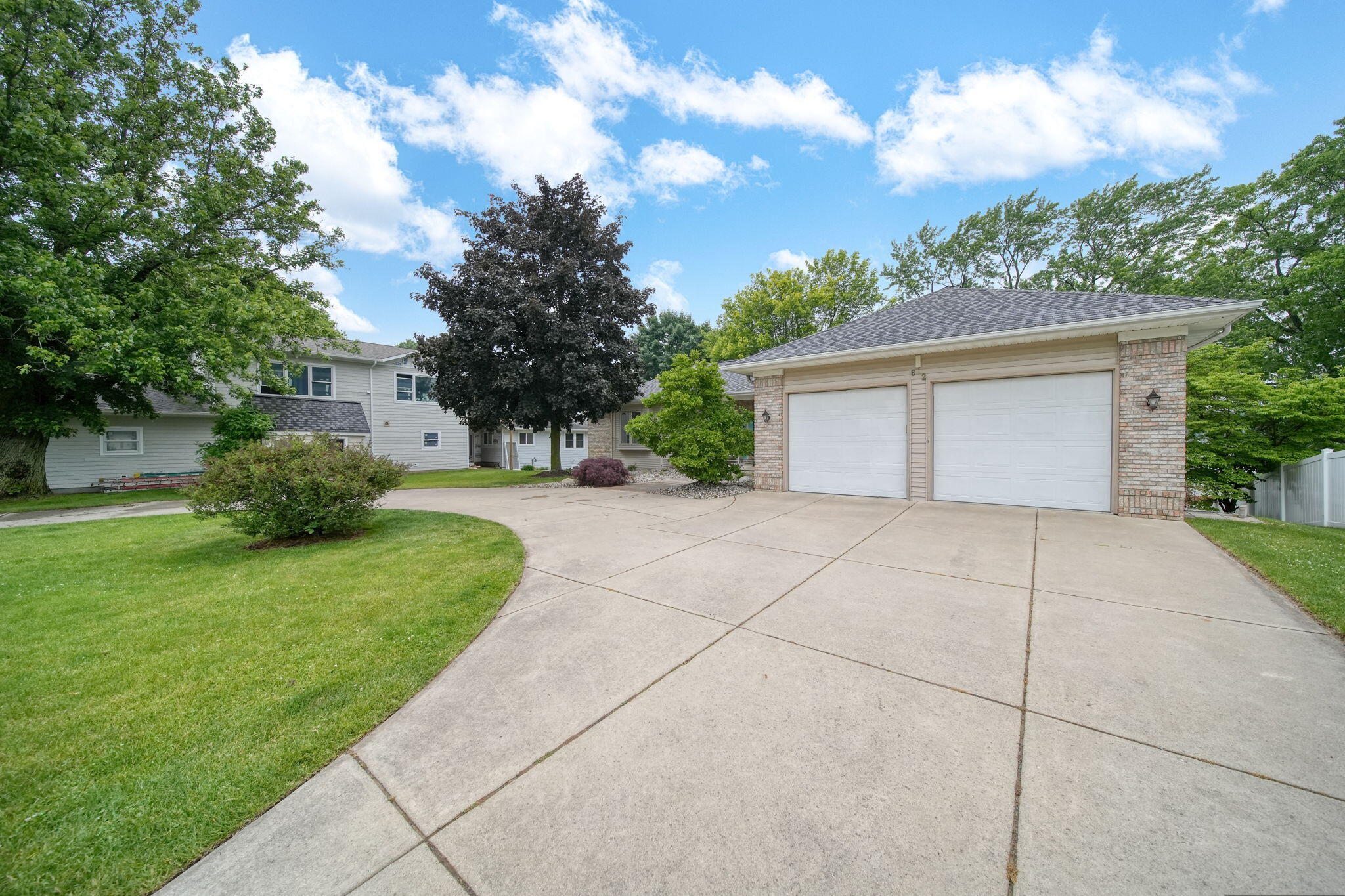 62 W Olcott Lake Drive