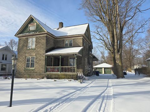 622 Maple Street Colon Village MI 49040