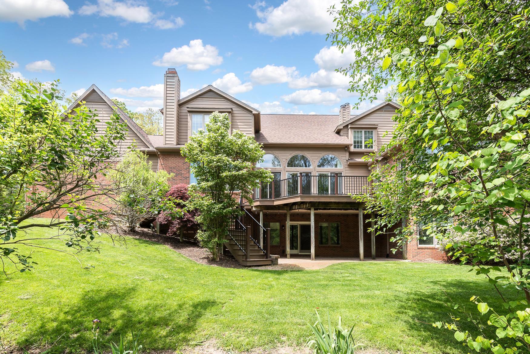 9222 Northpointe Ridge