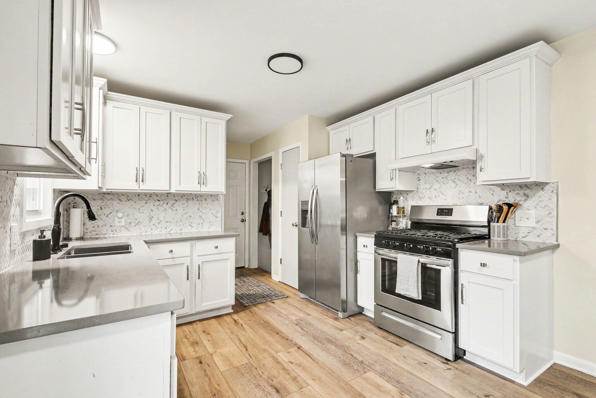 5887 Glenbrook Avenue SE