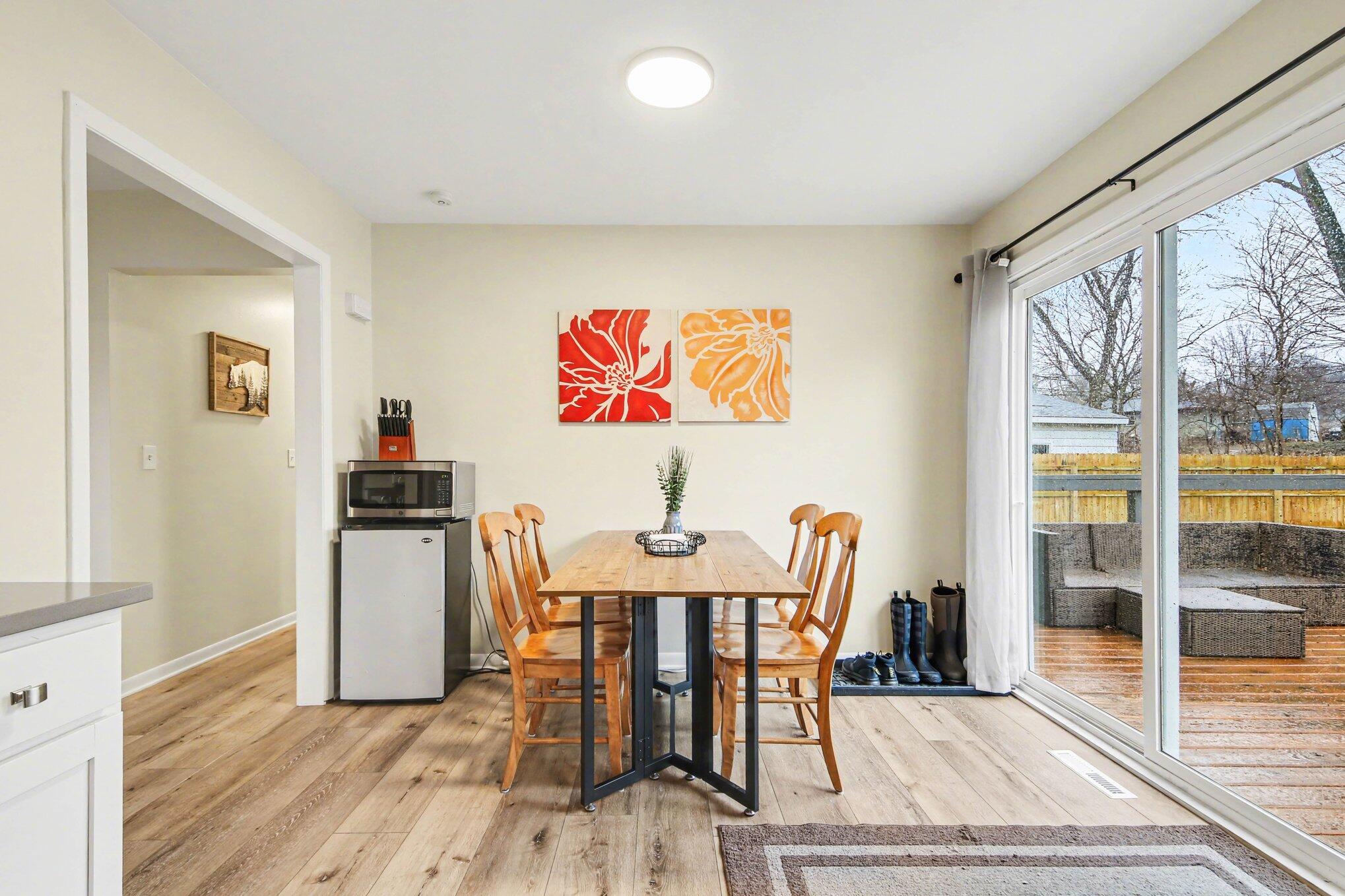 5887 Glenbrook Avenue SE