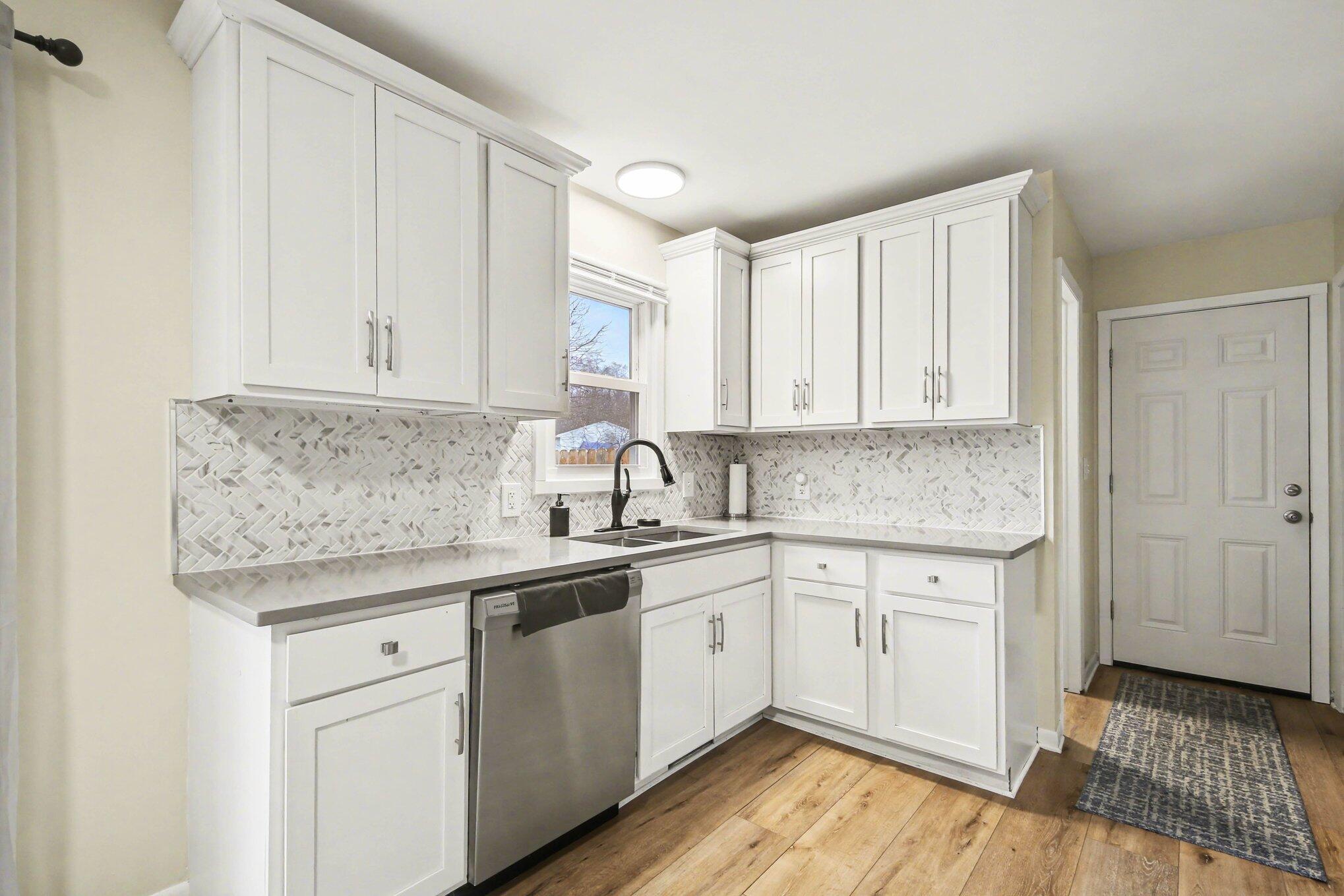 5887 Glenbrook Avenue SE