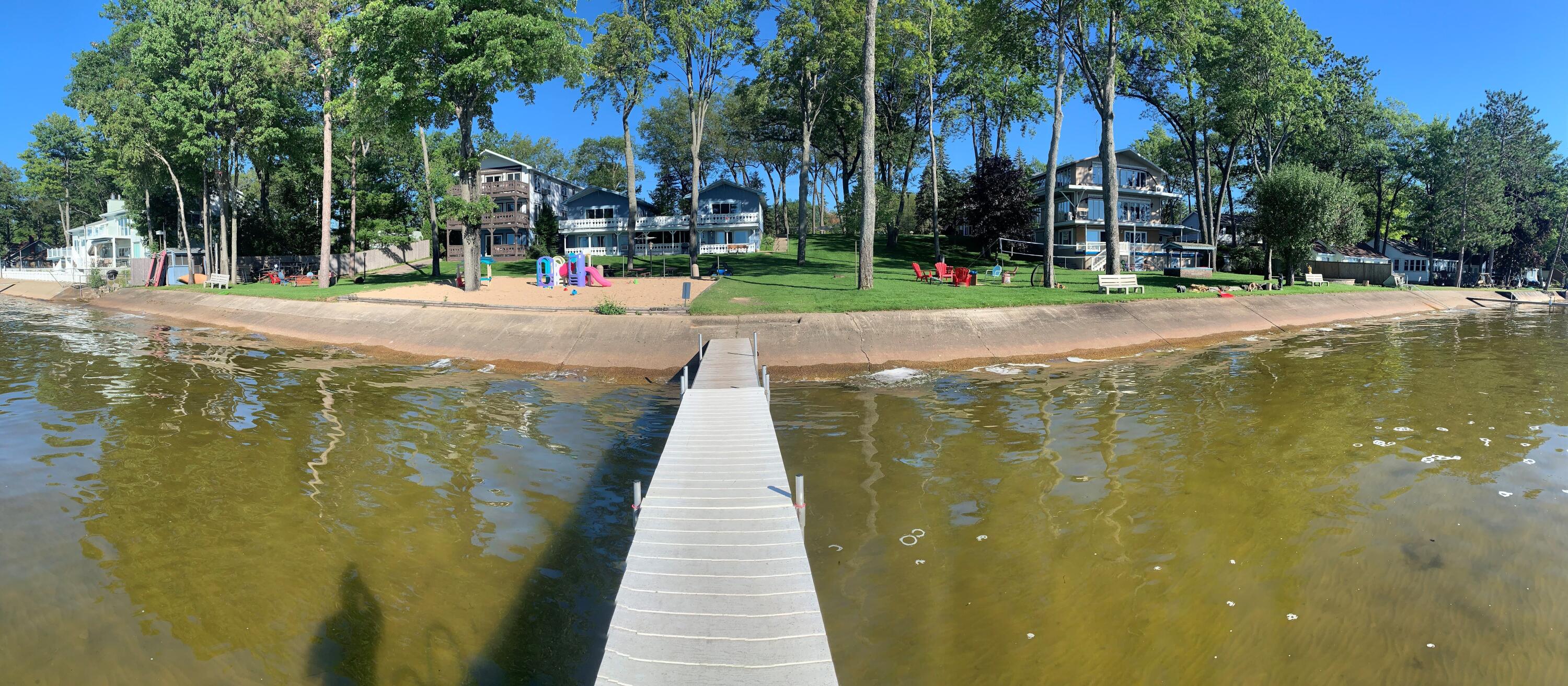 104 W Houghton Lake Drive