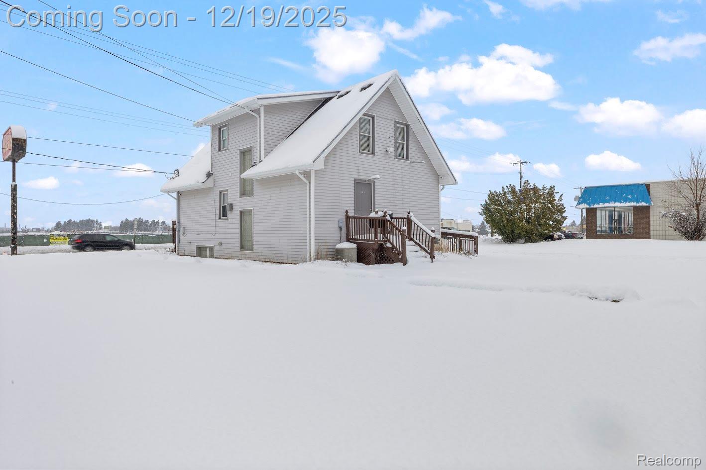 509 Elizabeth Lake Road